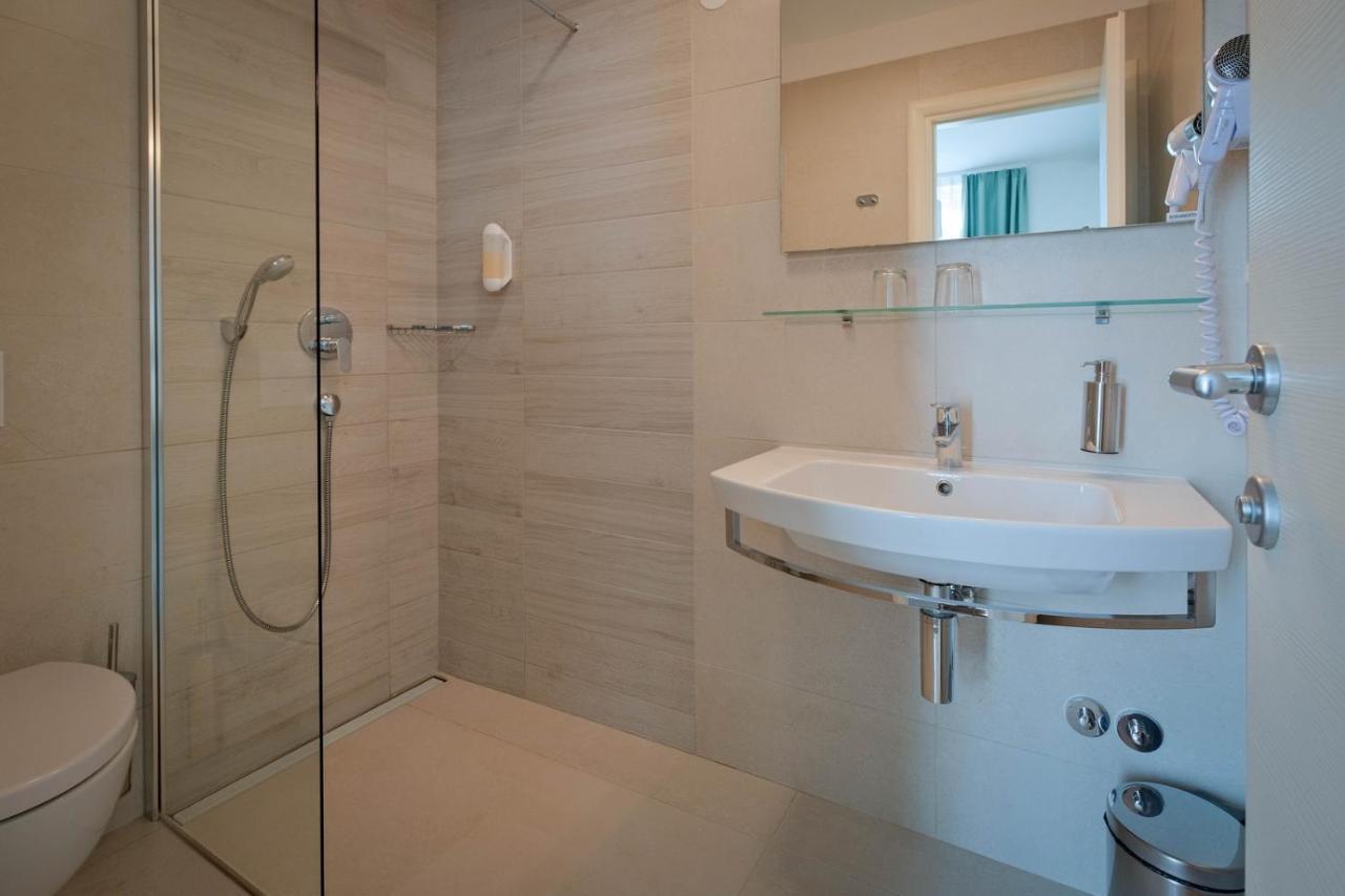 Hotel Bor